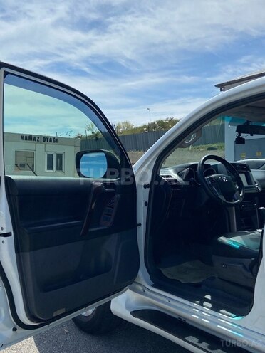 Toyota Land Cruiser Prado 2011, 206,000 km - 2.7 л - Bakı