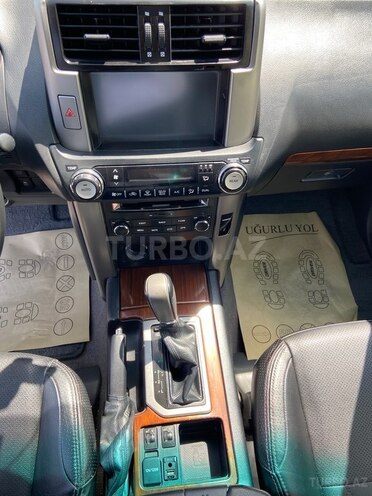 Toyota Land Cruiser Prado 2011, 206,000 km - 2.7 л - Bakı