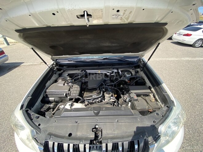 Toyota Land Cruiser Prado 2011, 206,000 km - 2.7 л - Bakı