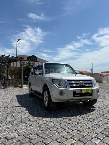 Mitsubishi Pajero 2008, 249,000 km - 3.0 l - Bakı