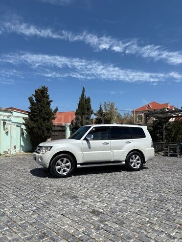 Mitsubishi Pajero 2008, 249,000 km - 3.0 l - Bakı