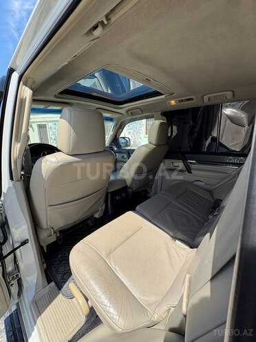 Mitsubishi Pajero 2008, 249,000 km - 3.0 l - Bakı