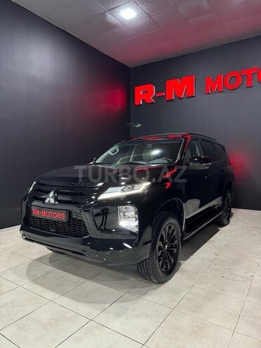 Mitsubishi  2021, 15,800 km - 3.0 l - Bakı