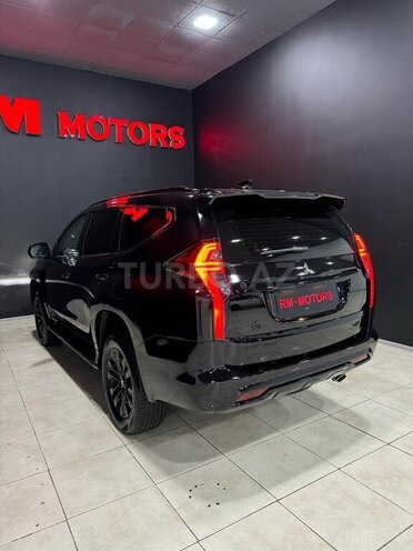 Mitsubishi  2021, 15,800 km - 3.0 l - Bakı