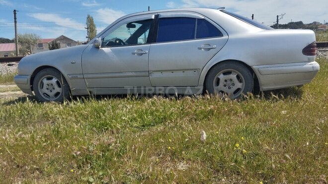 Mercedes E 290 1996, 500,000 km - 2.9 l - Bakı