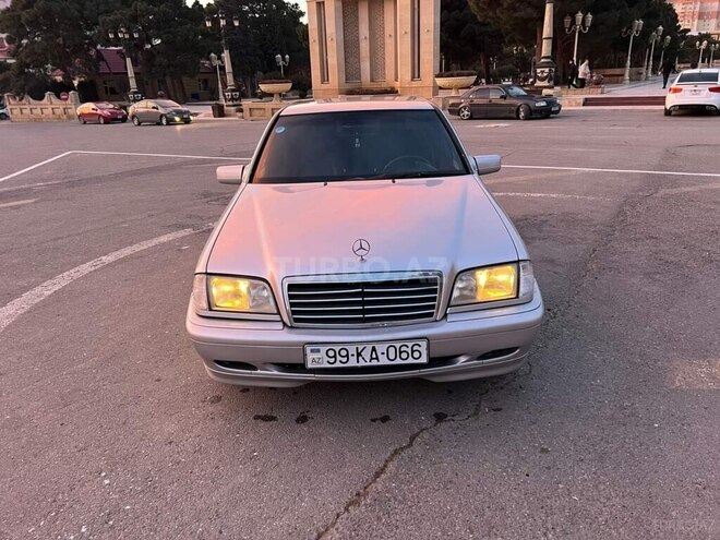 Mercedes C 240 1998, 334,000 km - 2.4 l - Xudat