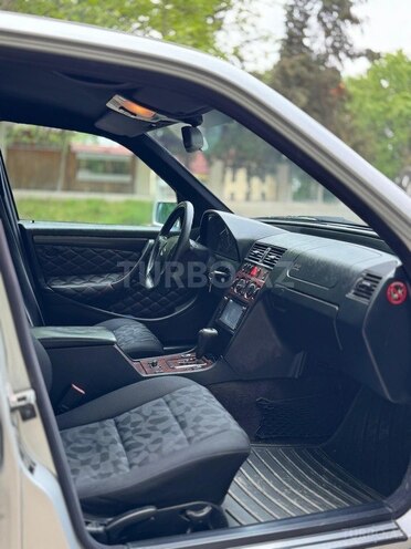 Mercedes C 220 d 1999, 444,444 km - 2.2 л - Sabirabad
