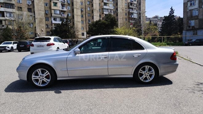 Mercedes E 220 d 2006, 334,500 km - 2.2 l - Bakı
