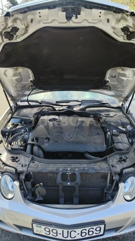 Mercedes E 220 d 2006, 334,500 km - 2.2 l - Bakı