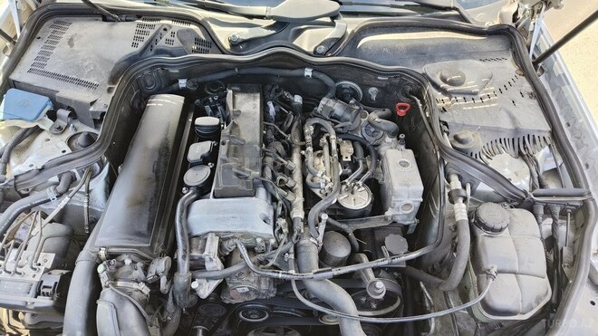 Mercedes E 220 d 2006, 334,500 km - 2.2 l - Bakı
