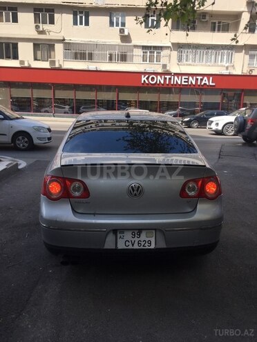 Volkswagen Passat 2005, 368,102 km - 2.0 l - Bakı