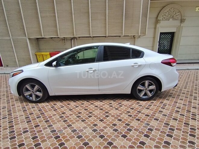 Kia Forte 2017, 198,000 km - 2.0 l - Bakı