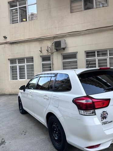 Toyota Corolla Fielder 2019, 103,000 km - 1.5 l - Bakı