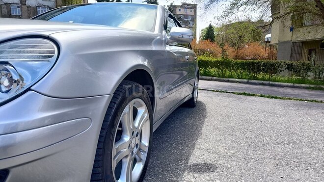 Mercedes E 220 d 2006, 334,500 km - 2.2 l - Bakı