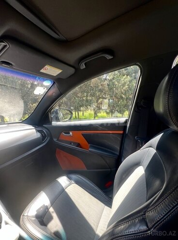 Kia Sportage 2012, 198,000 km - 2.0 l - Bakı