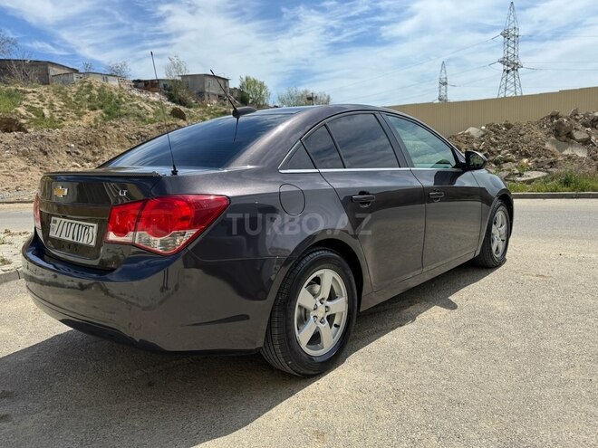 Chevrolet Cruze-5