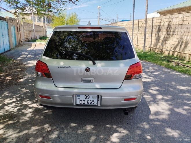 Mitsubishi Airtrek 2001, 321,000 km - 2.0 л - Bakı