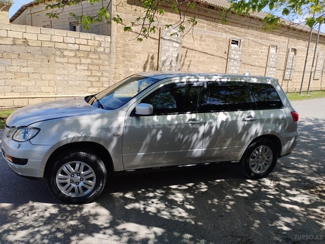 Mitsubishi Airtrek 2001, 321,000 km - 2.0 л - Bakı
