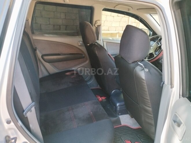 Mitsubishi Airtrek 2001, 321,000 km - 2.0 л - Bakı