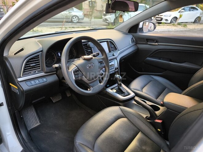 Hyundai Avante 2017, 170,000 km - 1.6 l - Sumqayıt