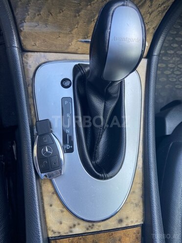 Mercedes E 220 d 2005, 290,000 km - 2.2 l - Bakı