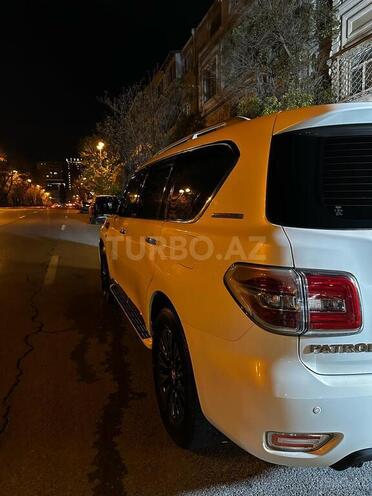 Nissan Patrol 2013, 181,100 km - 5.6 l - Bakı