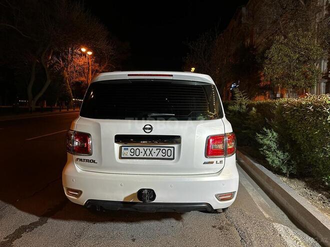Nissan Patrol 2013, 181,100 km - 5.6 l - Bakı