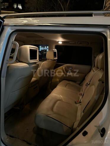 Nissan Patrol 2013, 181,100 km - 5.6 l - Bakı