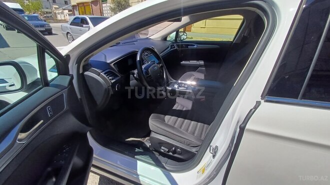 Ford Fusion (North America)-12
