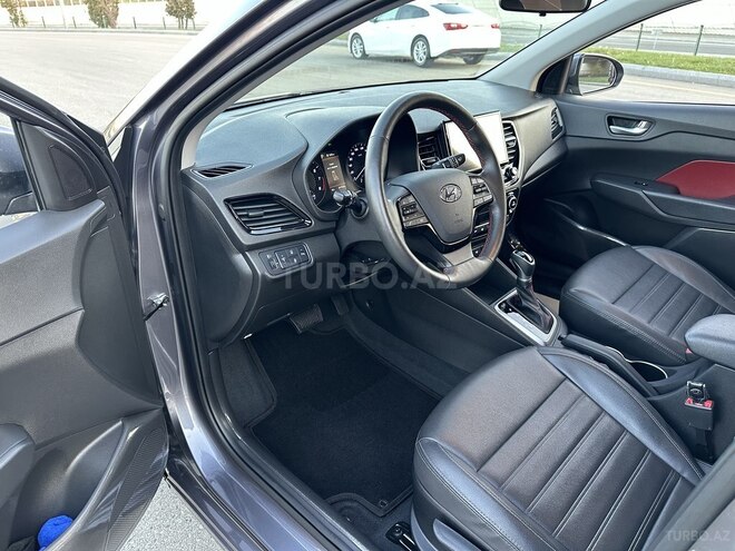 Hyundai Accent 2022, 31,000 km - 1.6 л - Bakı