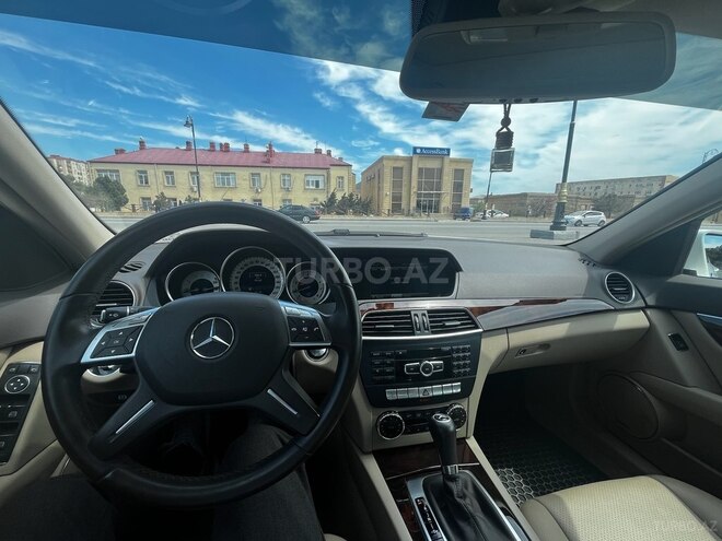 Mercedes C 250 2013, 73,000 km - 1.8 л - Bakı