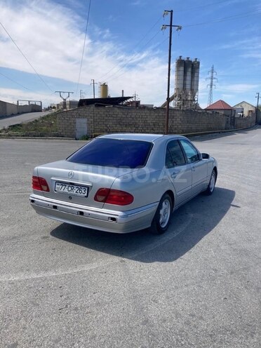 Mercedes E 220 d 2002, 486,381 km - 2.2 l - Bakı