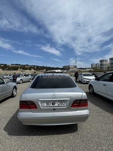 Mercedes E 320 1999, 200,000 km - 3.2 l - Ağcabədi