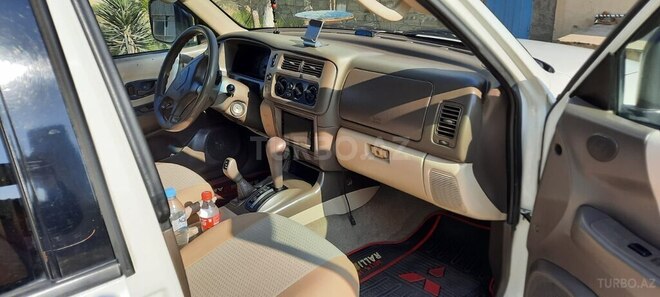Mitsubishi  2002, 292,000 km - 3.0 л - Bakı