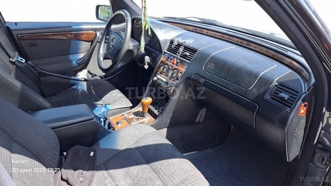 Mercedes C 220 d 1999, 433,500 km - 2.2 l - Bakı