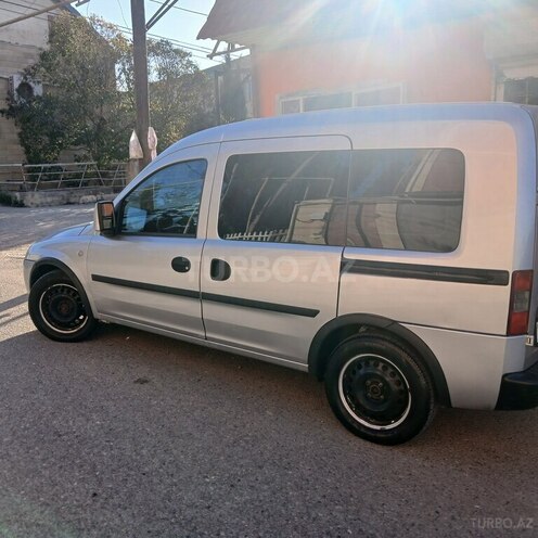 Opel Combo-3