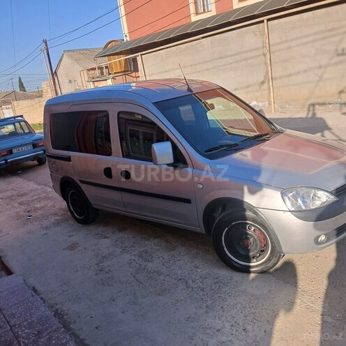 Opel Combo-2