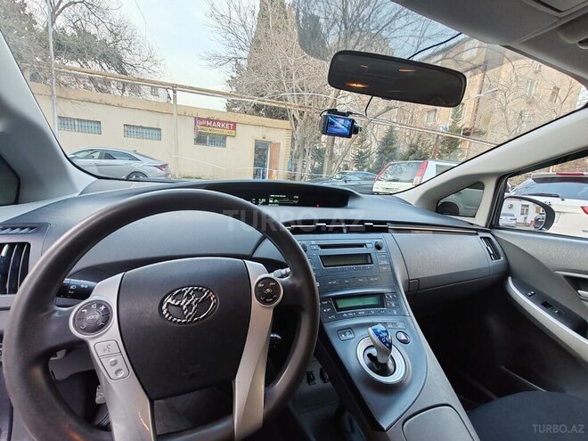Toyota Prius 2010, 220,000 km - 1.8 l - Bakı