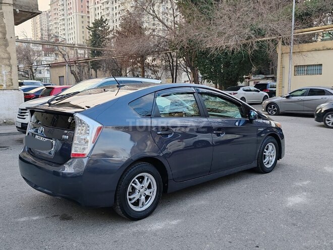 Toyota Prius 2010, 220,000 km - 1.8 l - Bakı