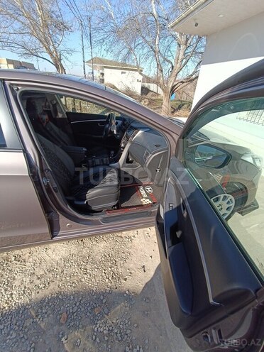 Hyundai i30 2014, 185,200 km - 1.4 l - Salyan