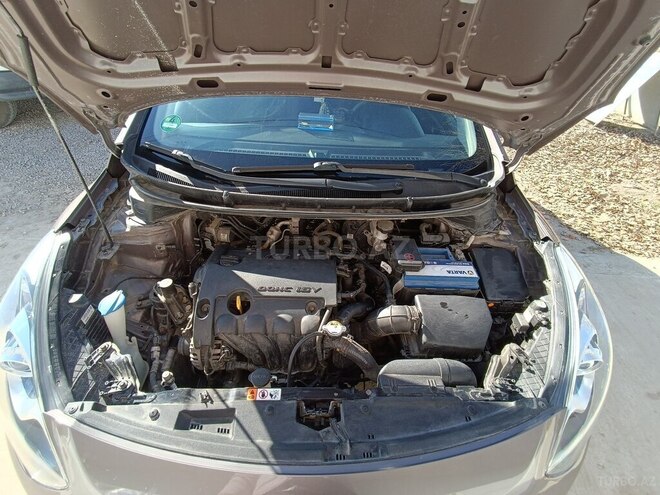 Hyundai i30 2014, 185,200 km - 1.4 l - Salyan