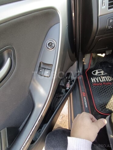 Hyundai i30 2014, 185,200 km - 1.4 l - Salyan