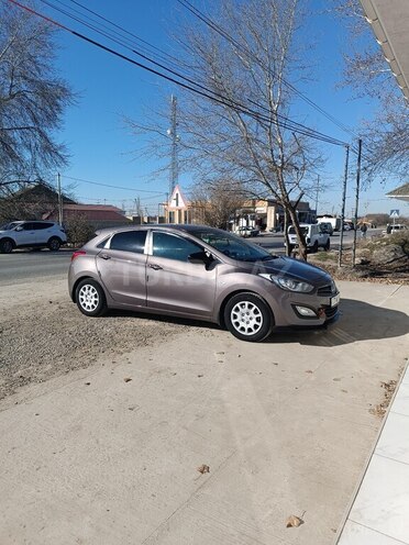 Hyundai i30 2014, 185,200 km - 1.4 l - Salyan