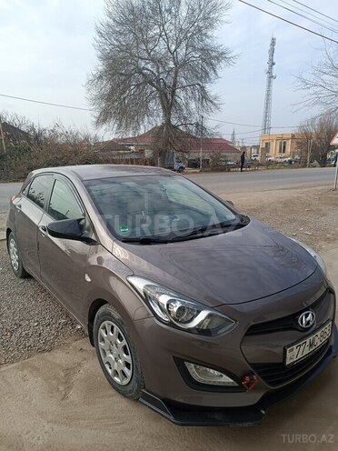 Hyundai i30 2014, 185,200 km - 1.4 l - Salyan