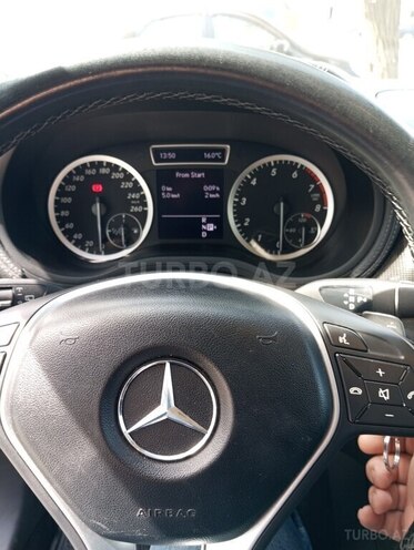 Mercedes B 180 2012, 92,000 km - 1.6 l - Bakı