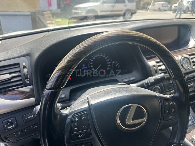 Lexus LS 460 2012, 124,000 km - 4.6 л - Bakı