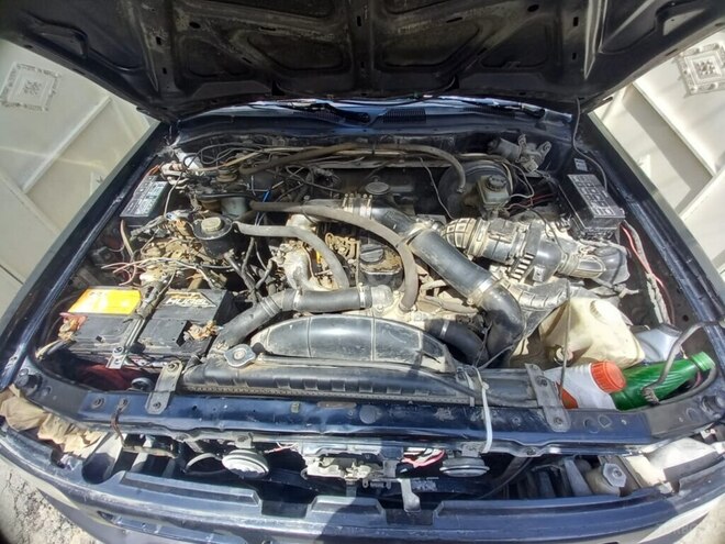 Nissan Pathfinder 1995, 300,000 km - 2.7 л - Bakı