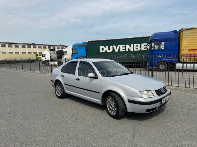 Volkswagen Bora 2001, 32,500 km - 1.6 l - Bakı