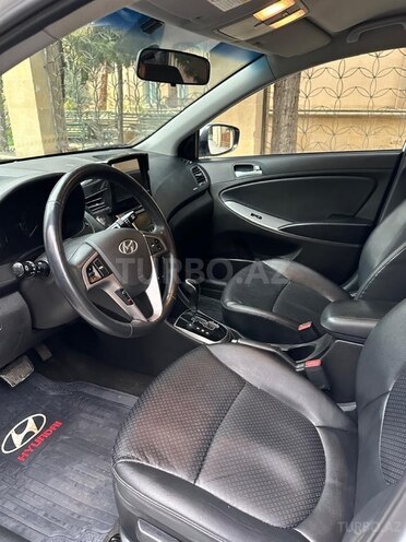 Hyundai Accent 2017, 210,000 km - 1.6 l - Bakı
