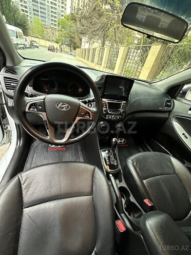 Hyundai Accent 2017, 210,000 km - 1.6 l - Bakı